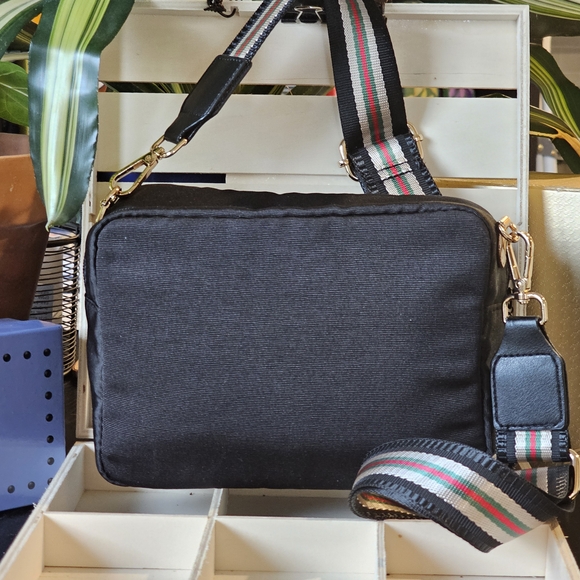 Gucci Nylon Black Zip Clutch w/Sherry Line Crossbody Strap Added NWOT - Picture 4 of 15